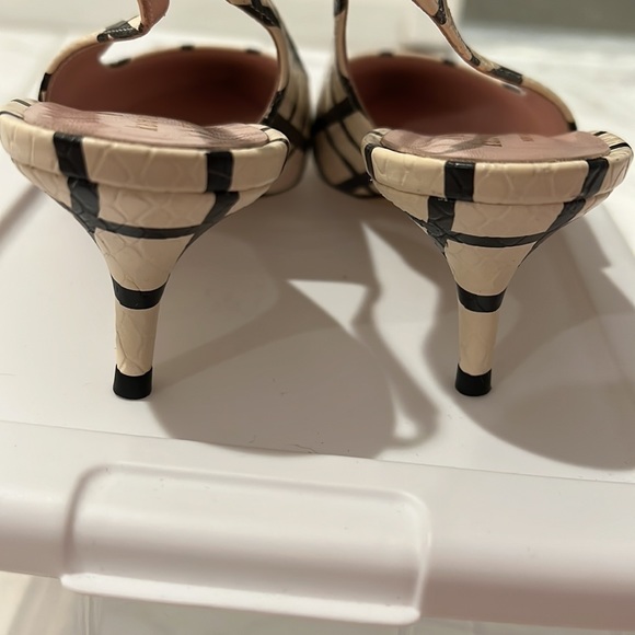 Kate Spade black/cream snakeskin embossed kitten heels. Size 6.5 - Picture 4 of 8